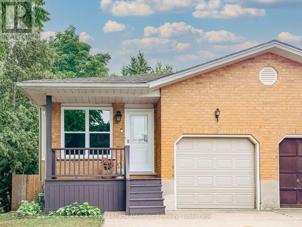 54 Coleman Street, Huron East (seaforth)