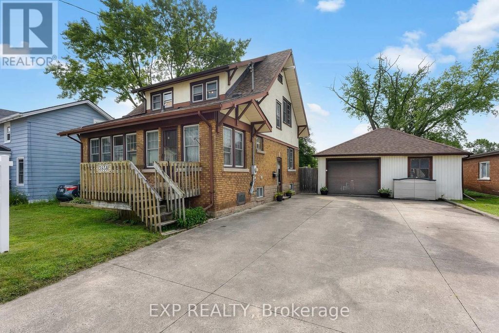 3938 Main Street, Niagara Falls (chippawa)