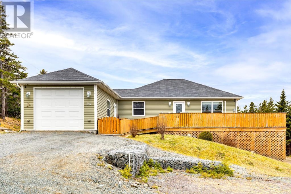 24 Meetinghouse Road, Pouch Cove