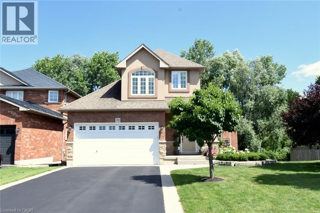 71 Naomi Court, Ancaster