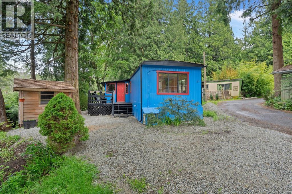11 104 Horel Rd W, Salt Spring
