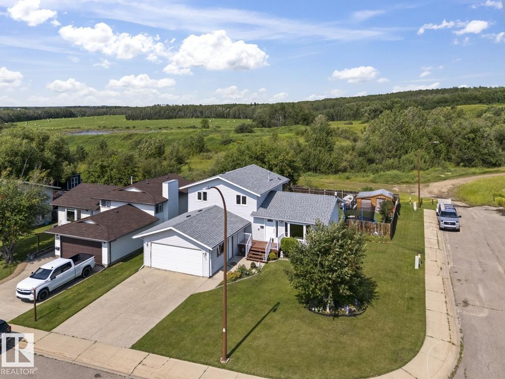 4102 54 Av, Cold Lake