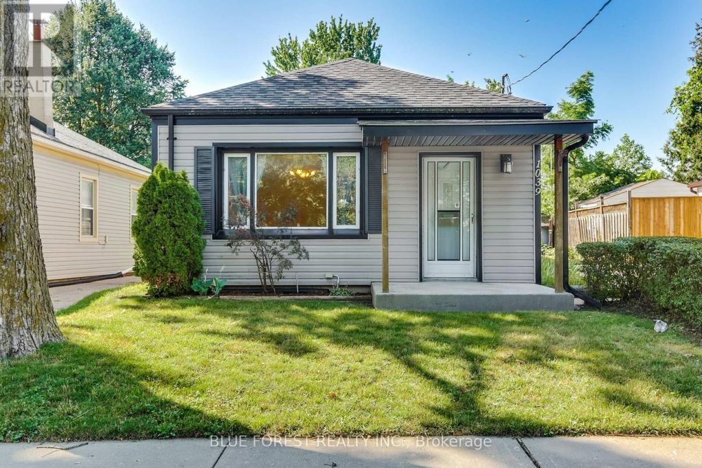 1039 Frances Street, London East (east M)