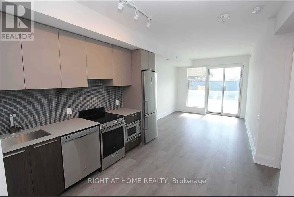 413 - 20 Brin Drive, Toronto (islington-City Centre West)