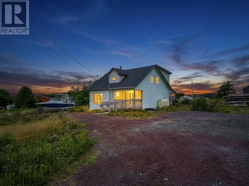 307 Main Highway, Hearts Desire