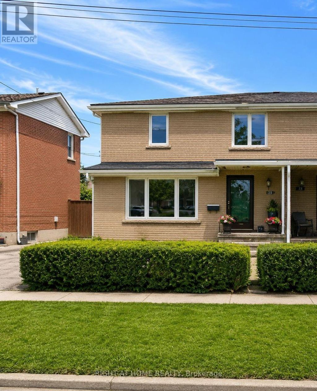 139 Vauxhall Drive, Toronto (dorset Park)