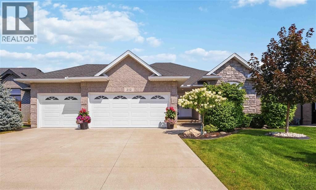 212 Basquiat Crescent, Sarnia