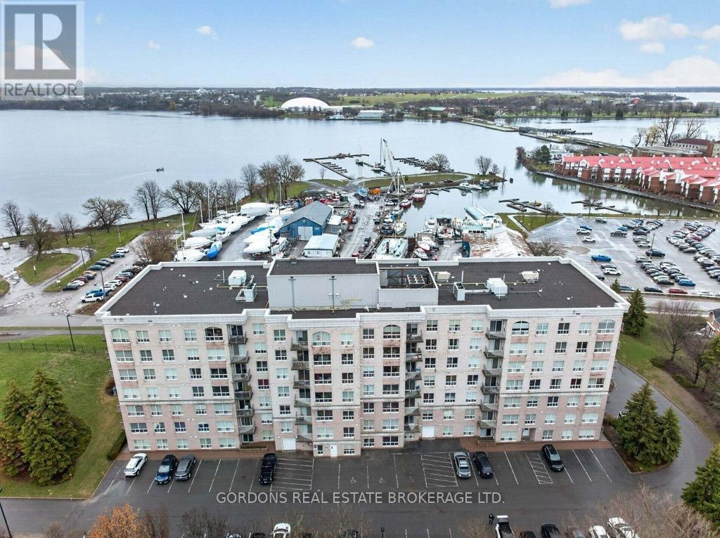 401 - 350 Wellington Street, Kingston (east Of Sir John A. Blvd)