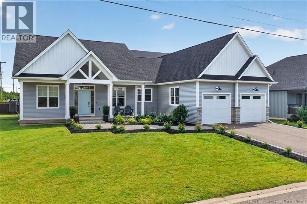 78 Bouchard Street, Dieppe