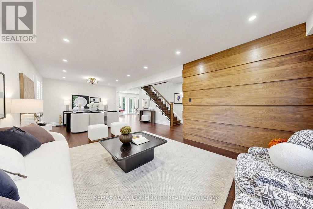 3 Cobblestone Drive, Toronto (don Valley Village)