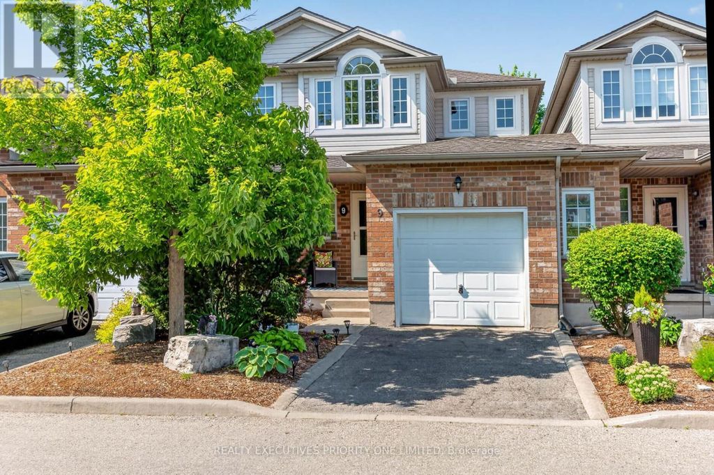 9 - 37 Bond Court, Guelph (willow West/sugarbush/west Acres)