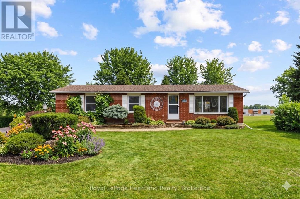 284 Manor Road, North Huron (wingham)