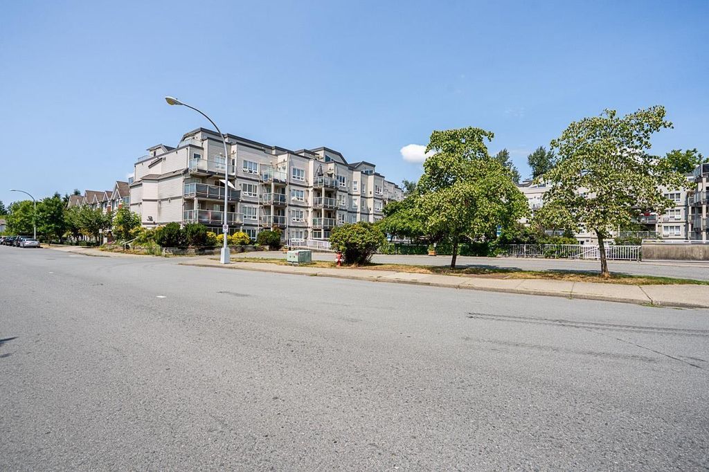 108 14355 103 Avenue, Surrey