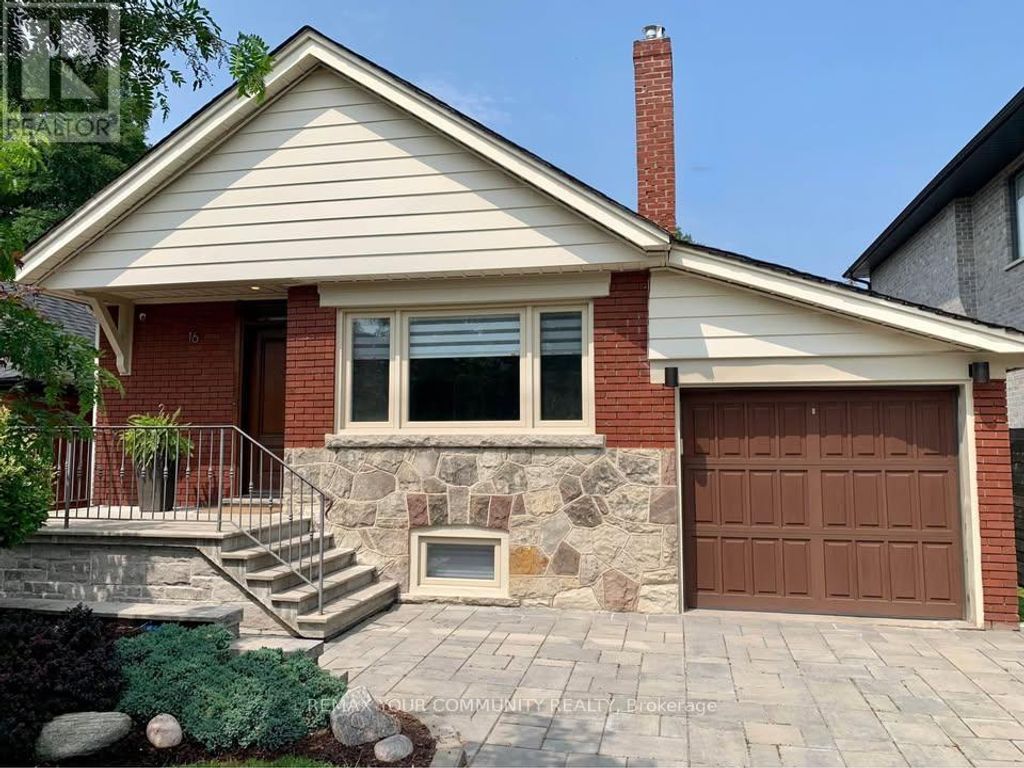 Lower - 16 Coxwell Boulevard, Toronto (east York)