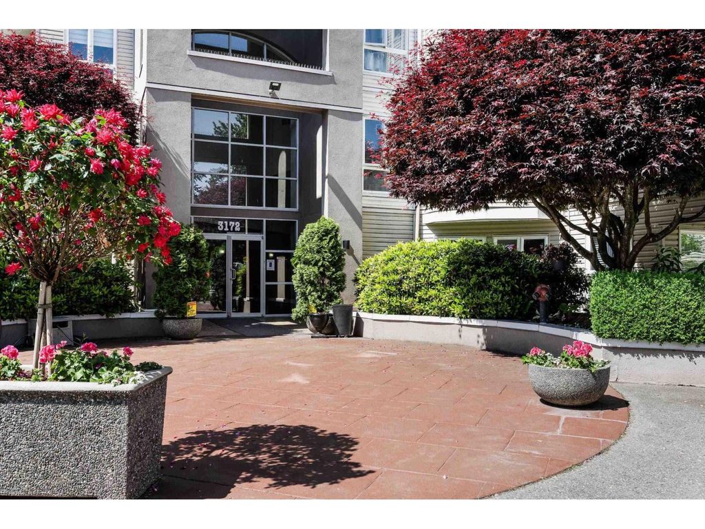 402 3172 Gladwin Road, Abbotsford