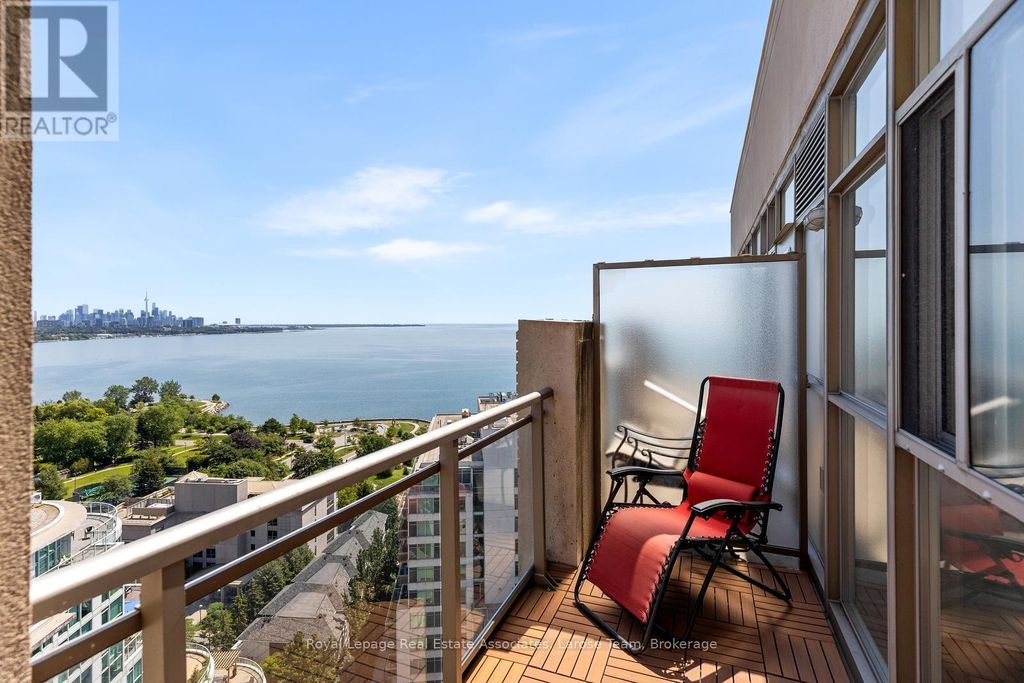 2101 - 3 Marine Parade Drive, Toronto (mimico)
