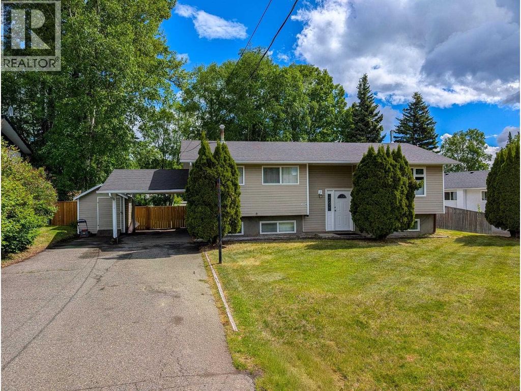 3054 Poyner Crescent, Prince George