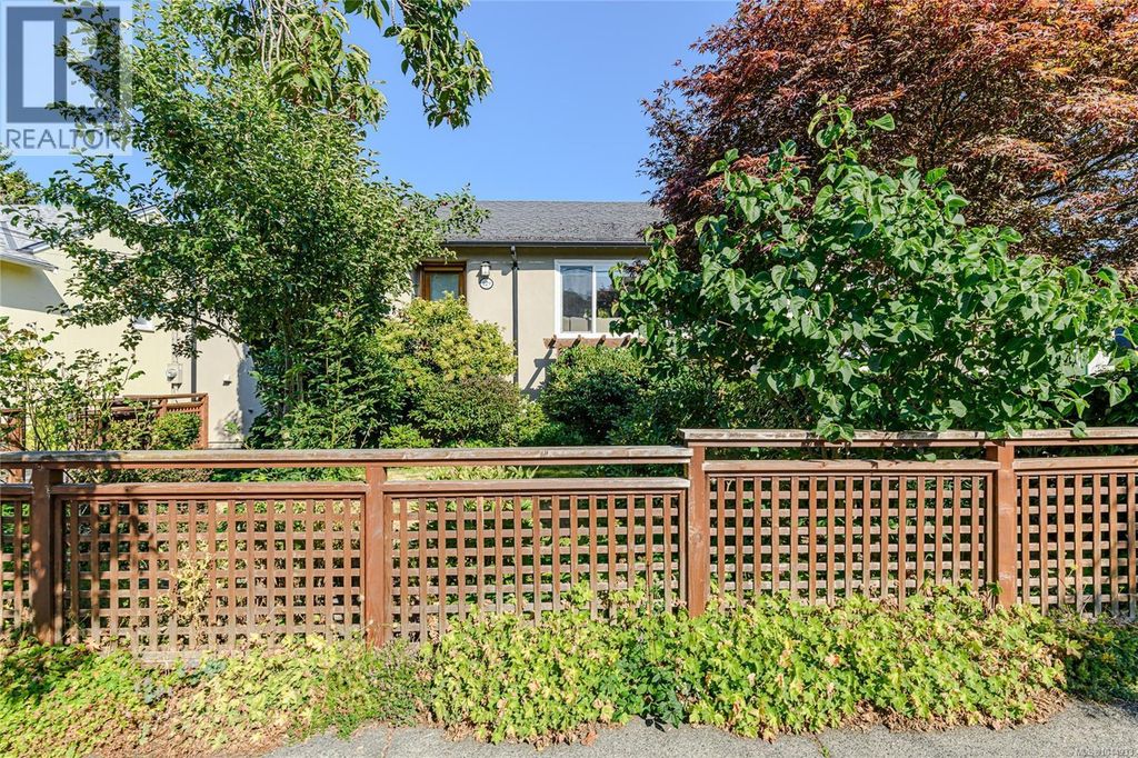 129 Moss St, Victoria