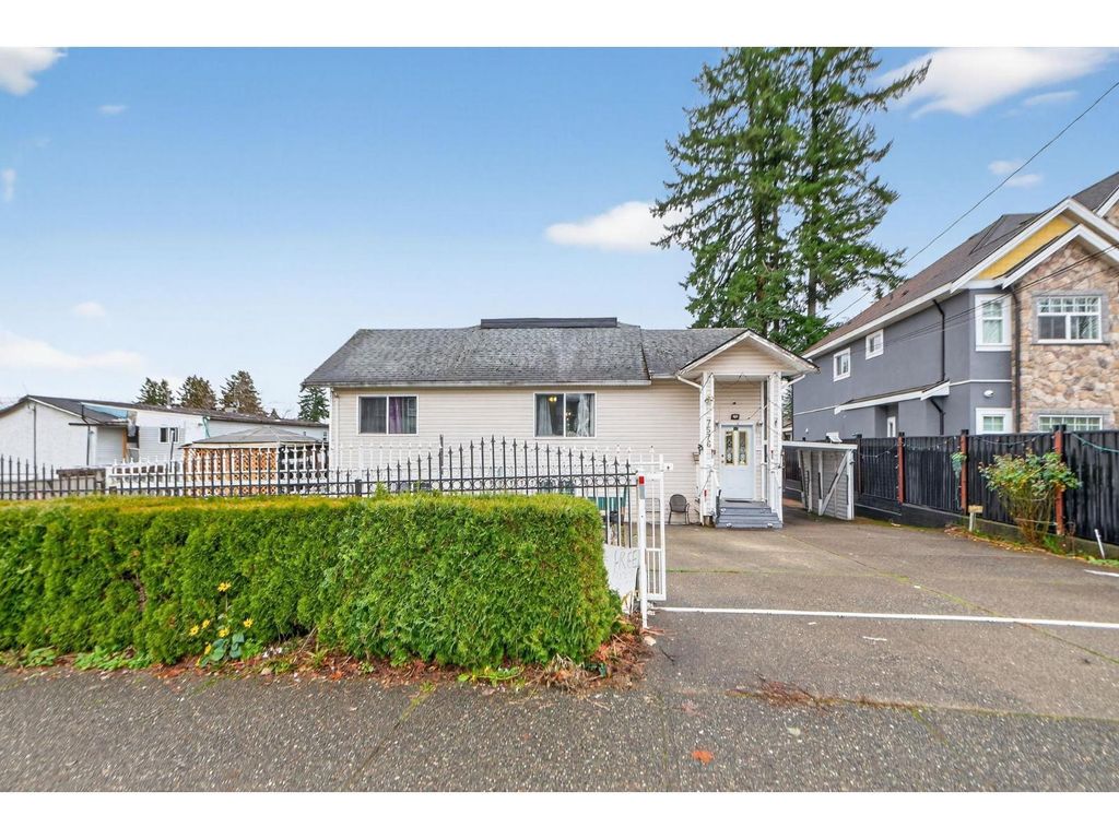 7576 140 Street, Surrey