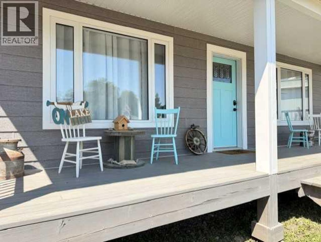 519 Diamond Willow Drive, Lac Des Iles