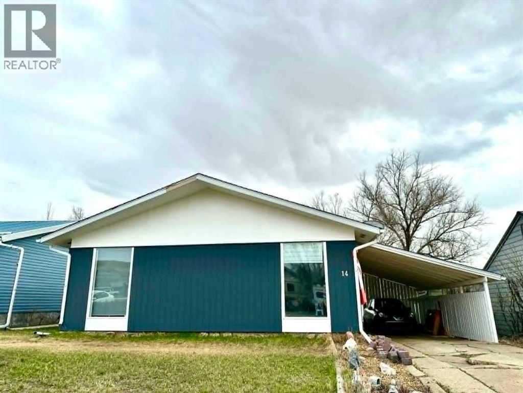 14 Spruce Drive, Drumheller