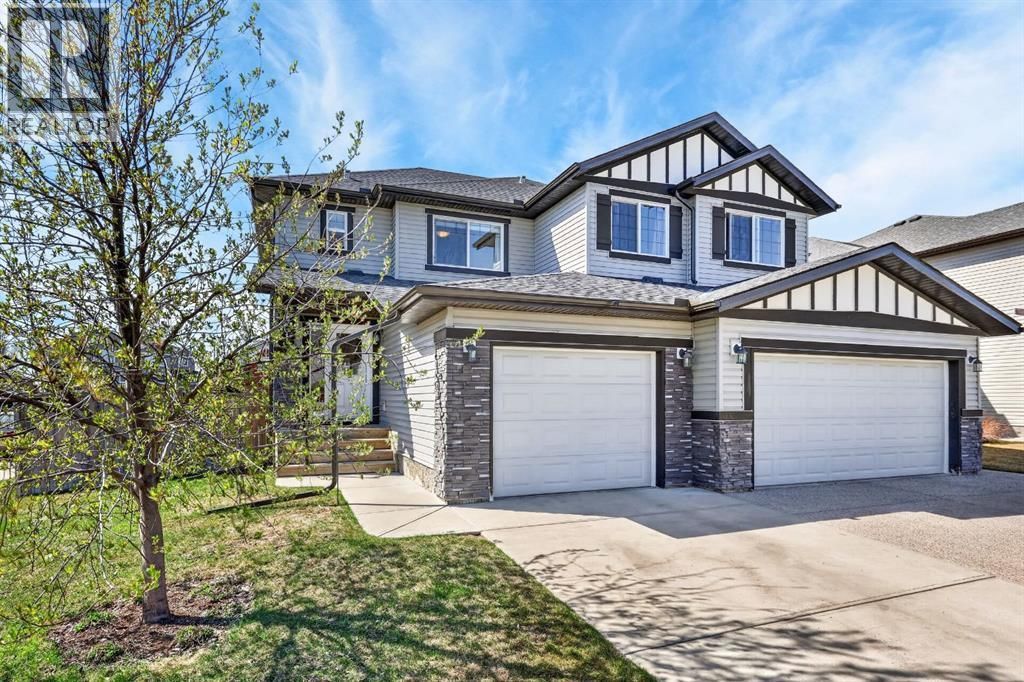 1901 Baywater Alley Sw, Airdrie