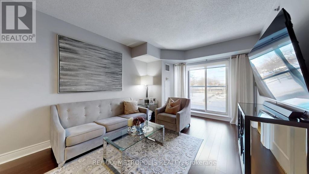 228 - 701 Sheppard Avenue W, Toronto (clanton Park)