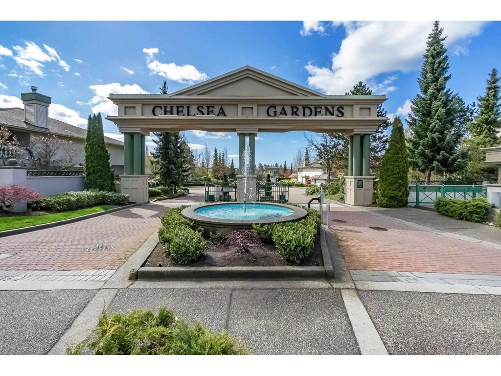 207 13860 70 Avenue, Surrey