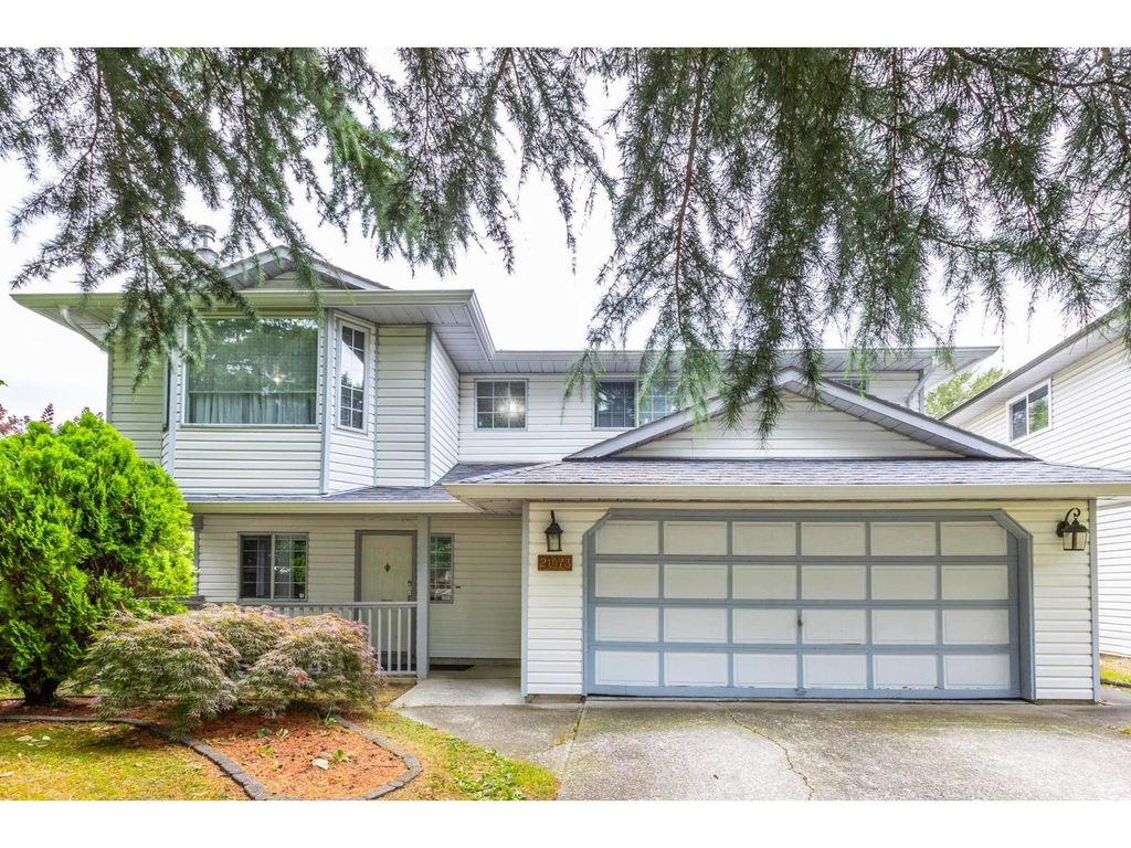21073 93 Avenue, Langley