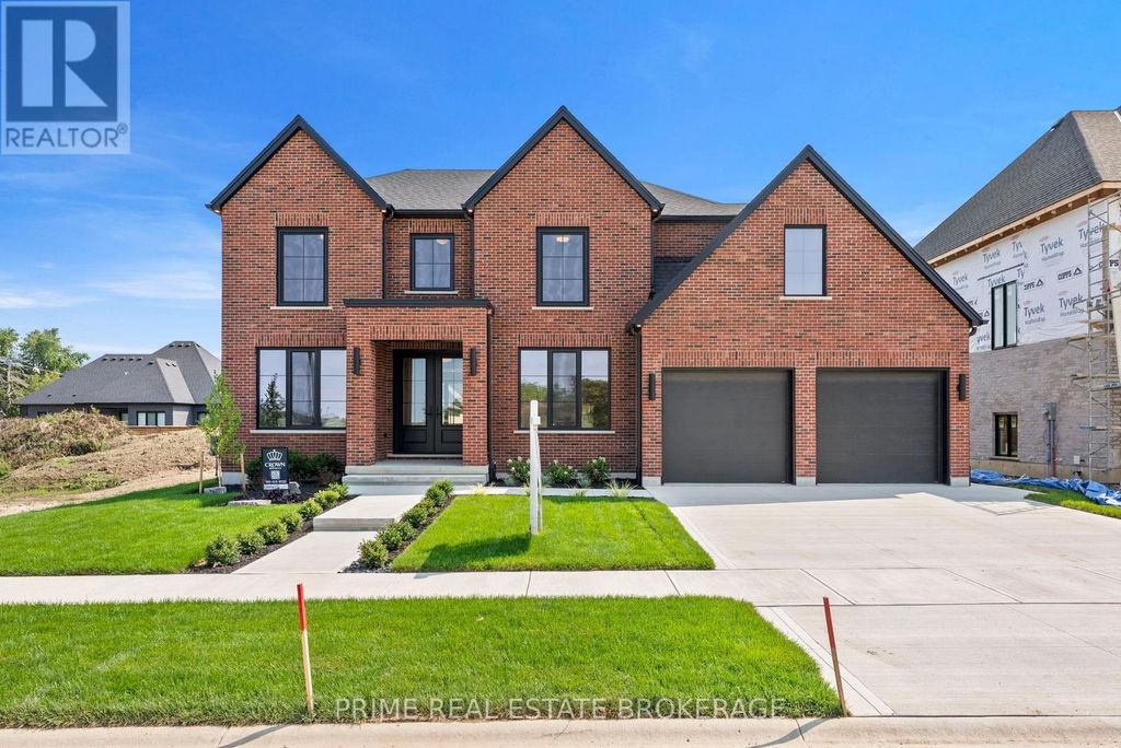 793 Valleystream Walk, London North (north R)