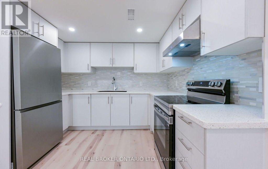 20 Campkin Street, Brampton (brampton South)