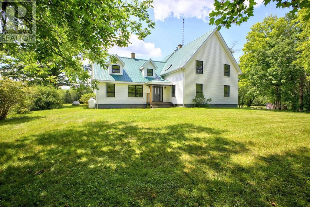 541 North Salem Road, North Salem