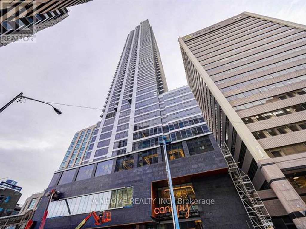 4902 - 395 Bloor Street E, Toronto (north St. James Town)