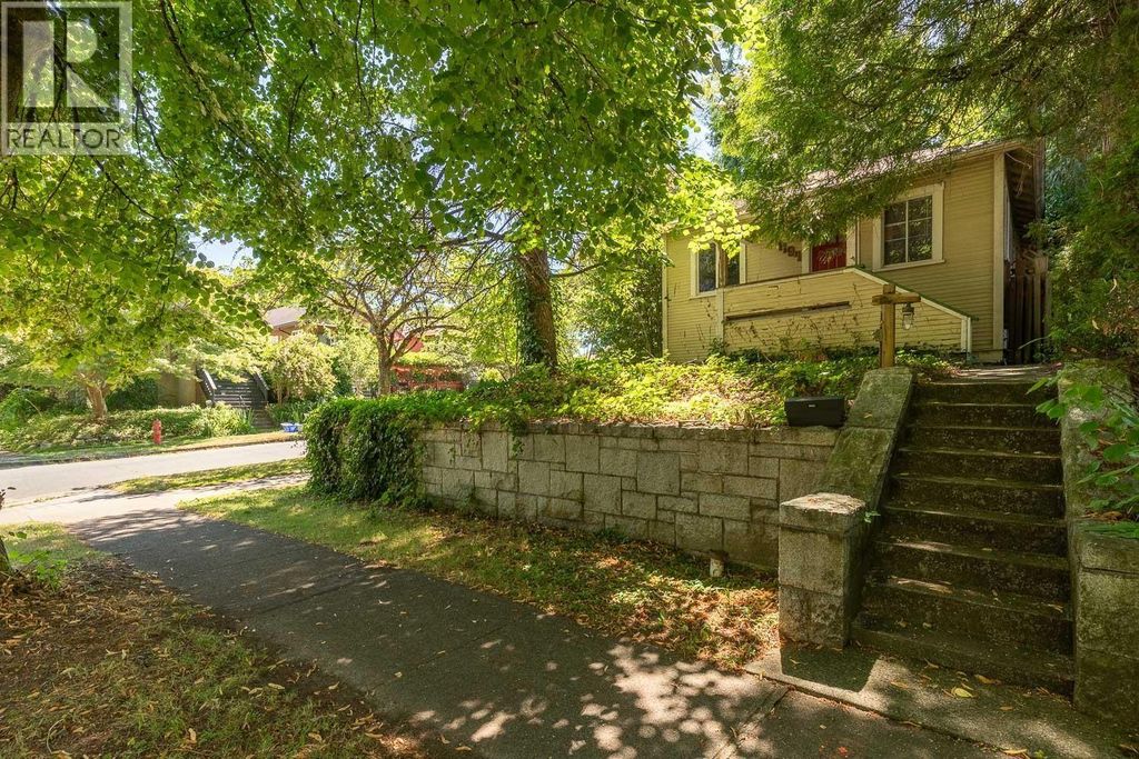 1194 E 18th Avenue, Vancouver