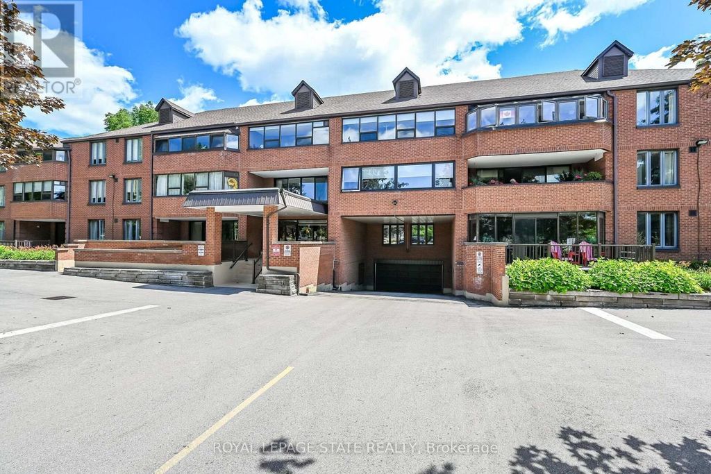 308 - 150 Wilson Street W, Hamilton (ancaster)