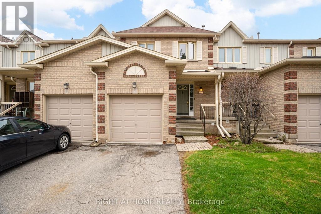 163 - 302 College Avenue W, Guelph (dovercliffe Park/old University)