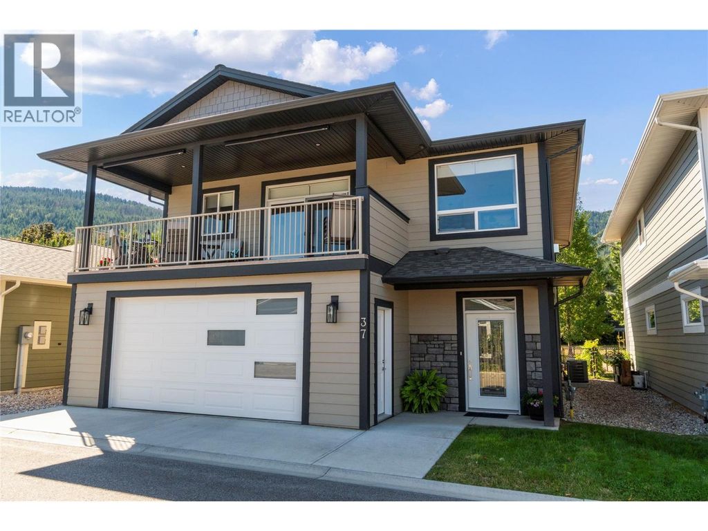 1791 10 Street Sw Unit# 37, Salmon Arm