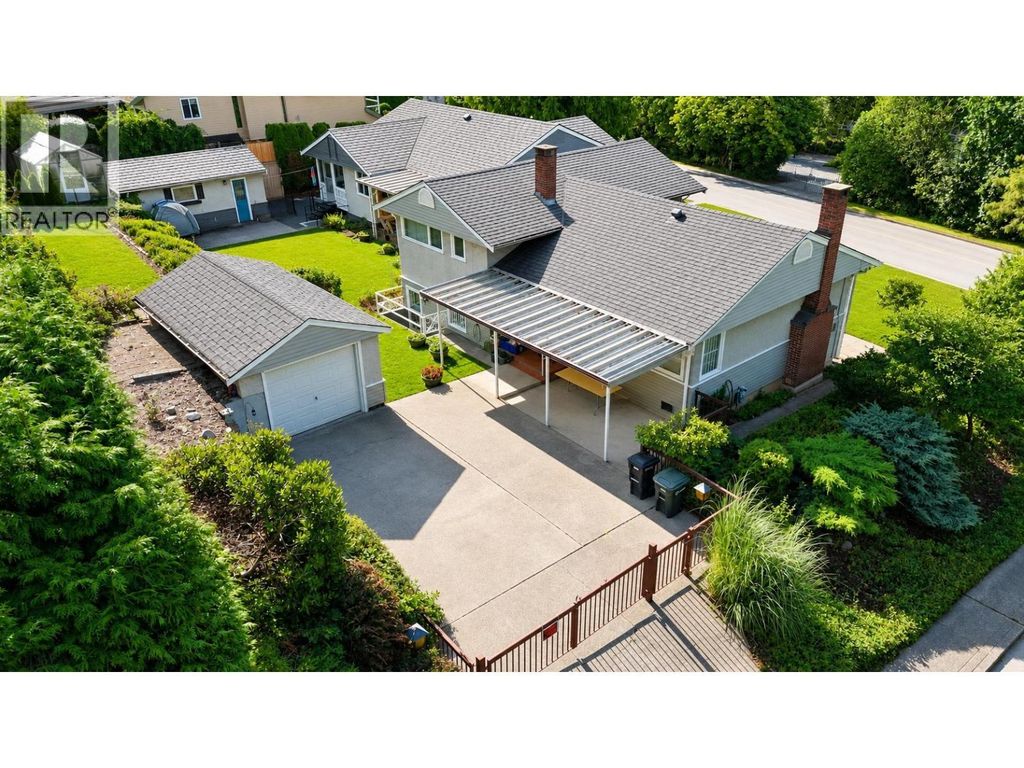 4409 Marine Drive, Burnaby