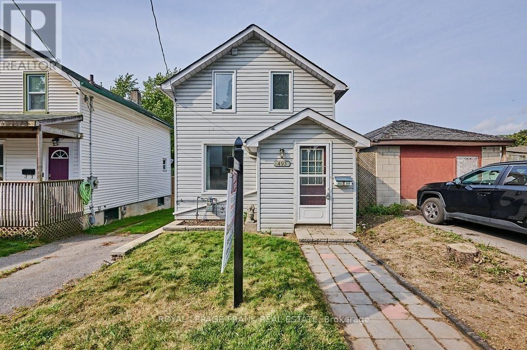 493 St. Lawrence Avenue, Oshawa (central)