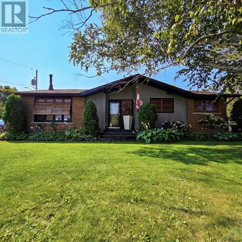 185 Cedar, Massey