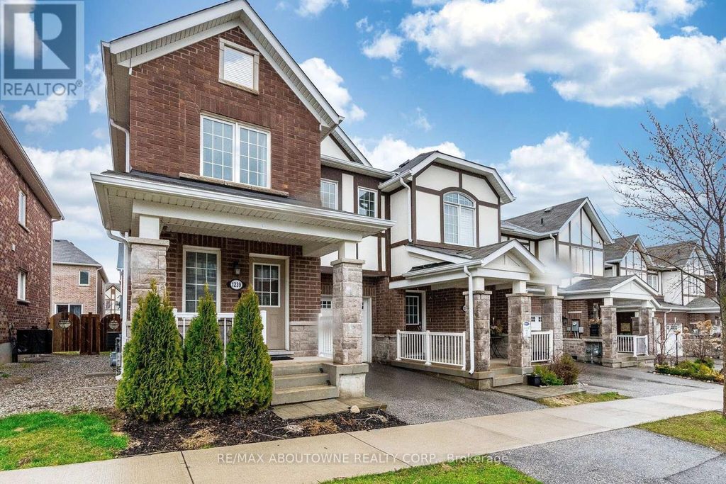 1239 Mulroney Heights, Milton (fo Ford)