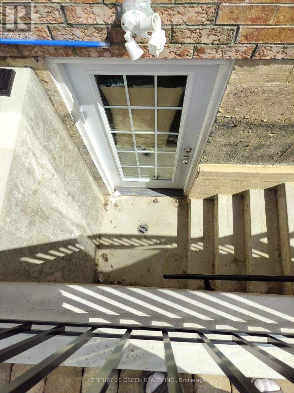 Lower - 852 Mcnair Circle, Milton (be Beaty)