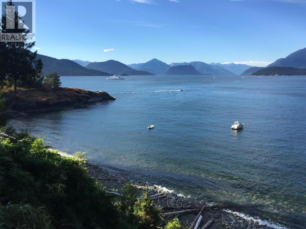 7145 Cliff Road, West Vancouver