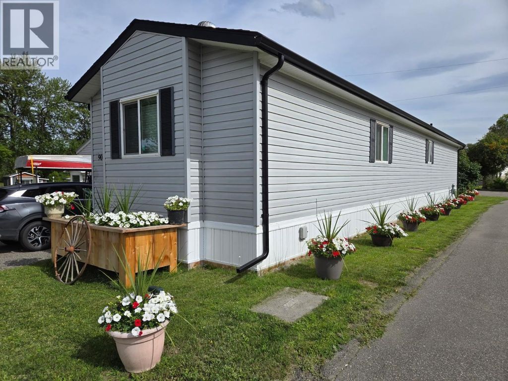 90 684 North Fraser Drive, Quesnel