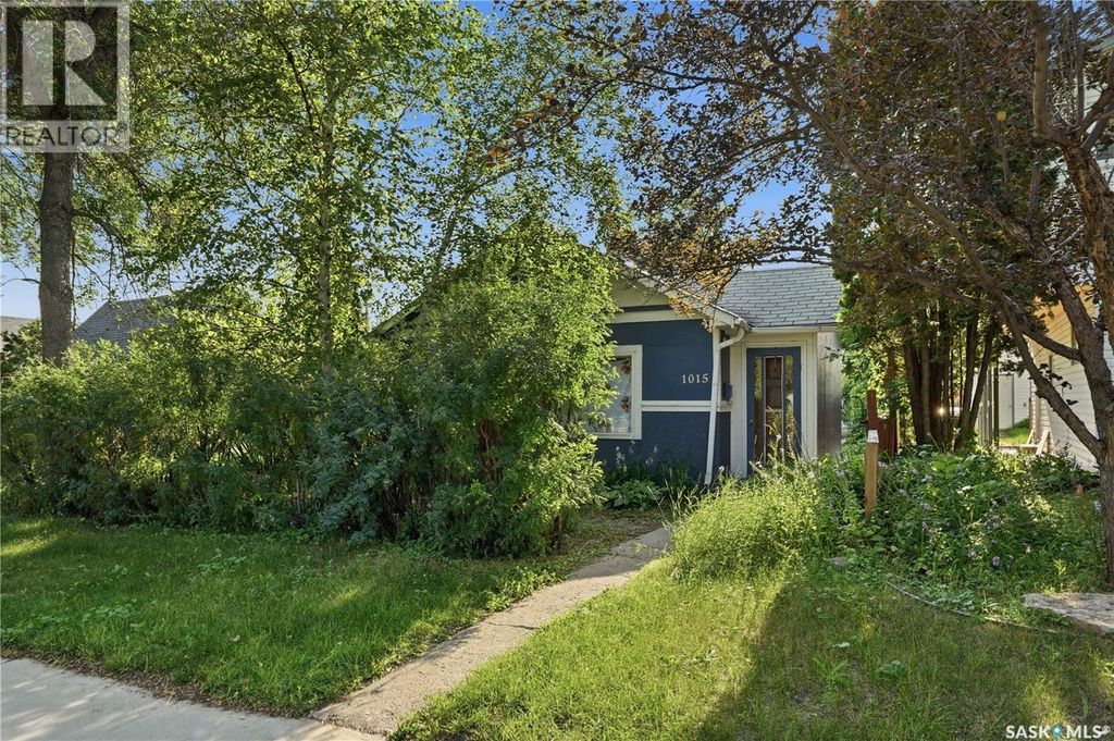1015 J Avenue N, Saskatoon
