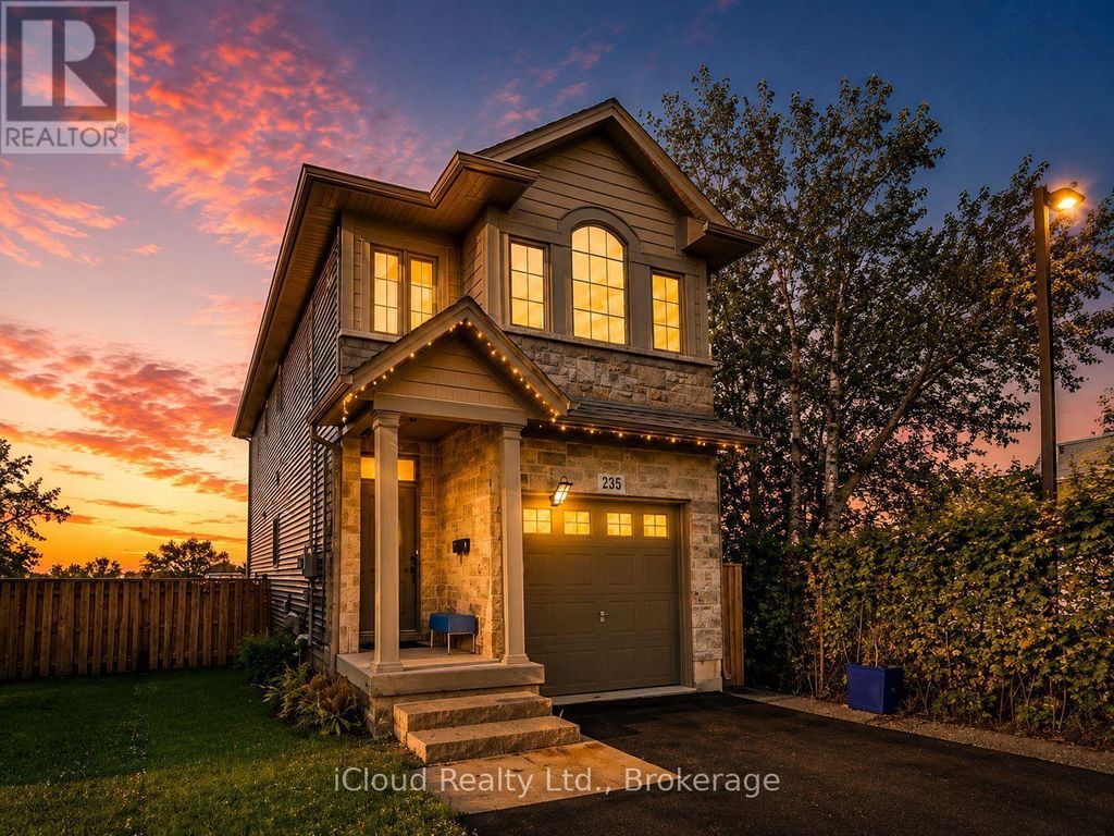 235 Mead Avenue, Hamilton (parkview)