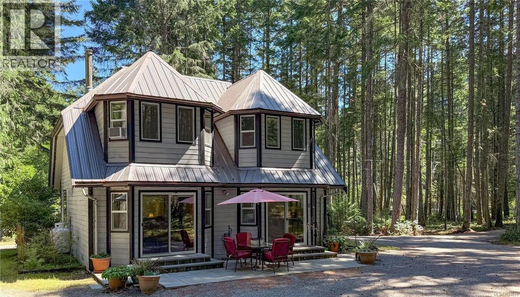 980 Coats Dr, Gabriola Island