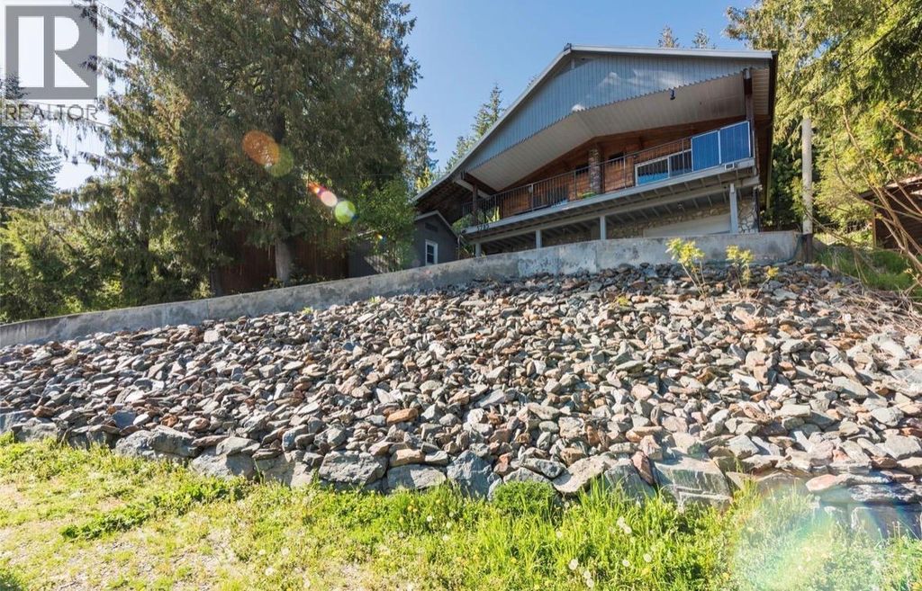 5785 Seymour Road, Celista