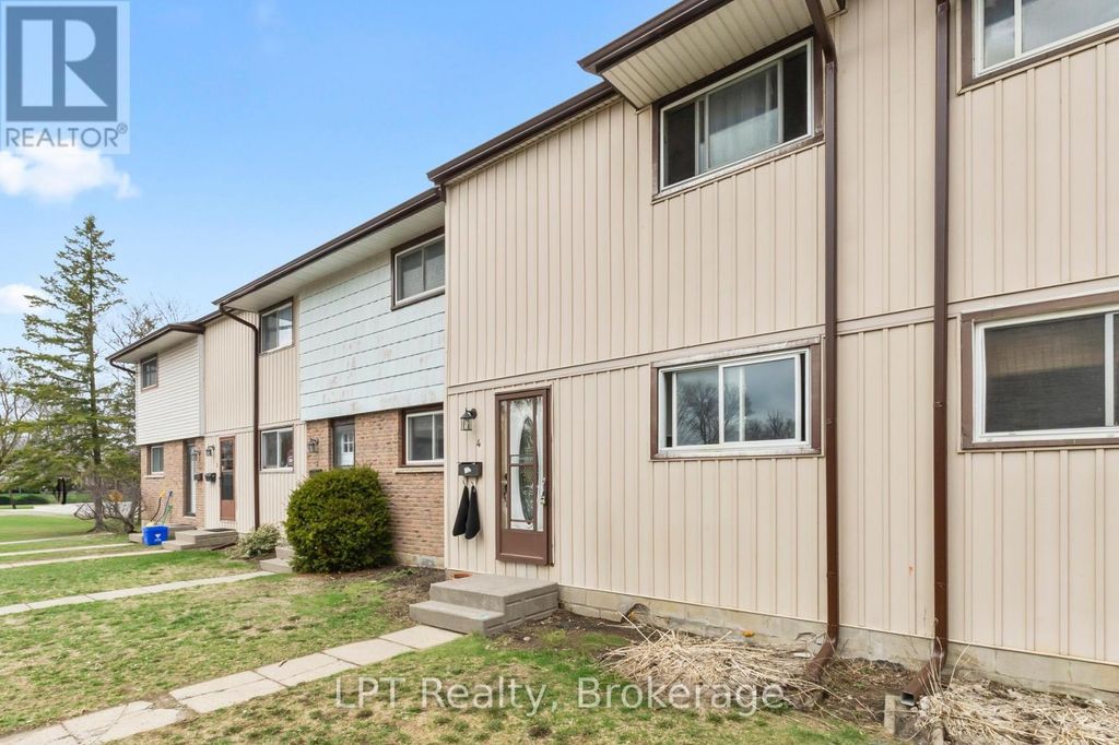 4 - 4 Tiffany Place, Quinte West (trenton Ward)