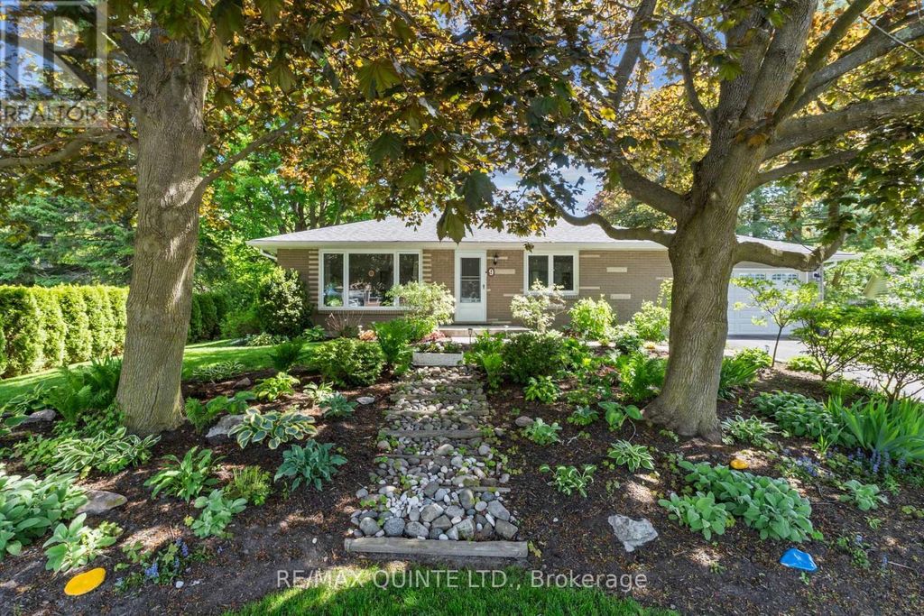 9 Cheer Drive, Brighton